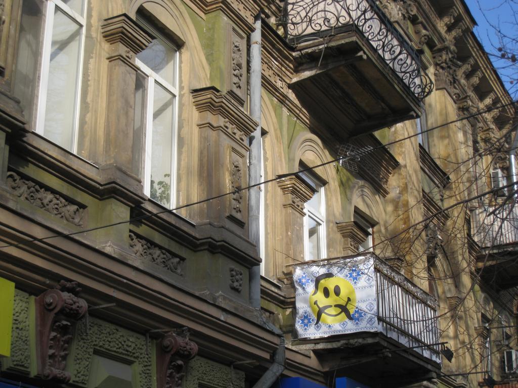 Hostel Smile-Dnepr Dnipro Esterno foto